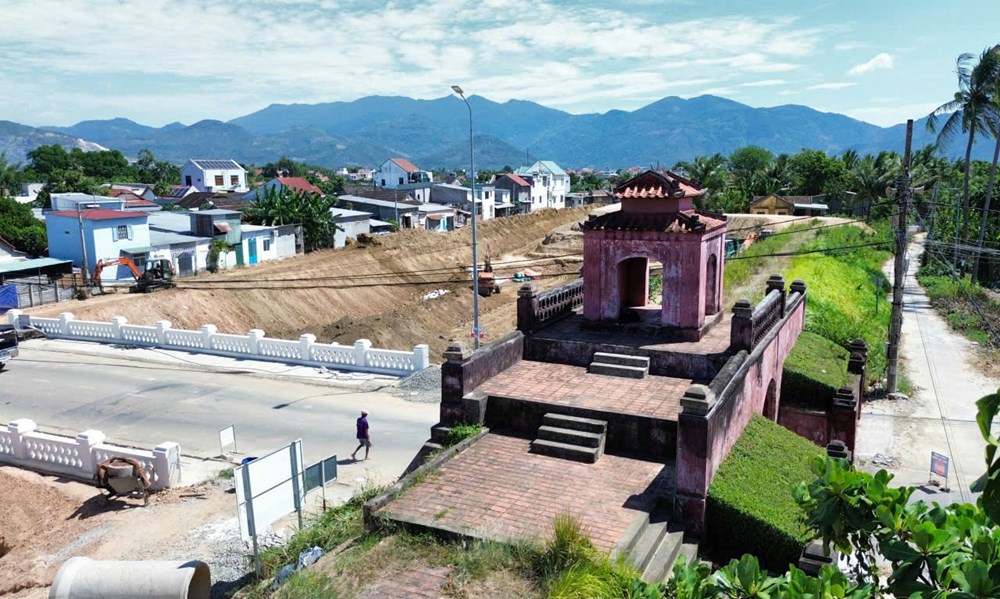 Khánh Hòa: Tu bổ, tôn tạo Di tích Thành cổ Diên Khánh chưa hẹn ngày về đích