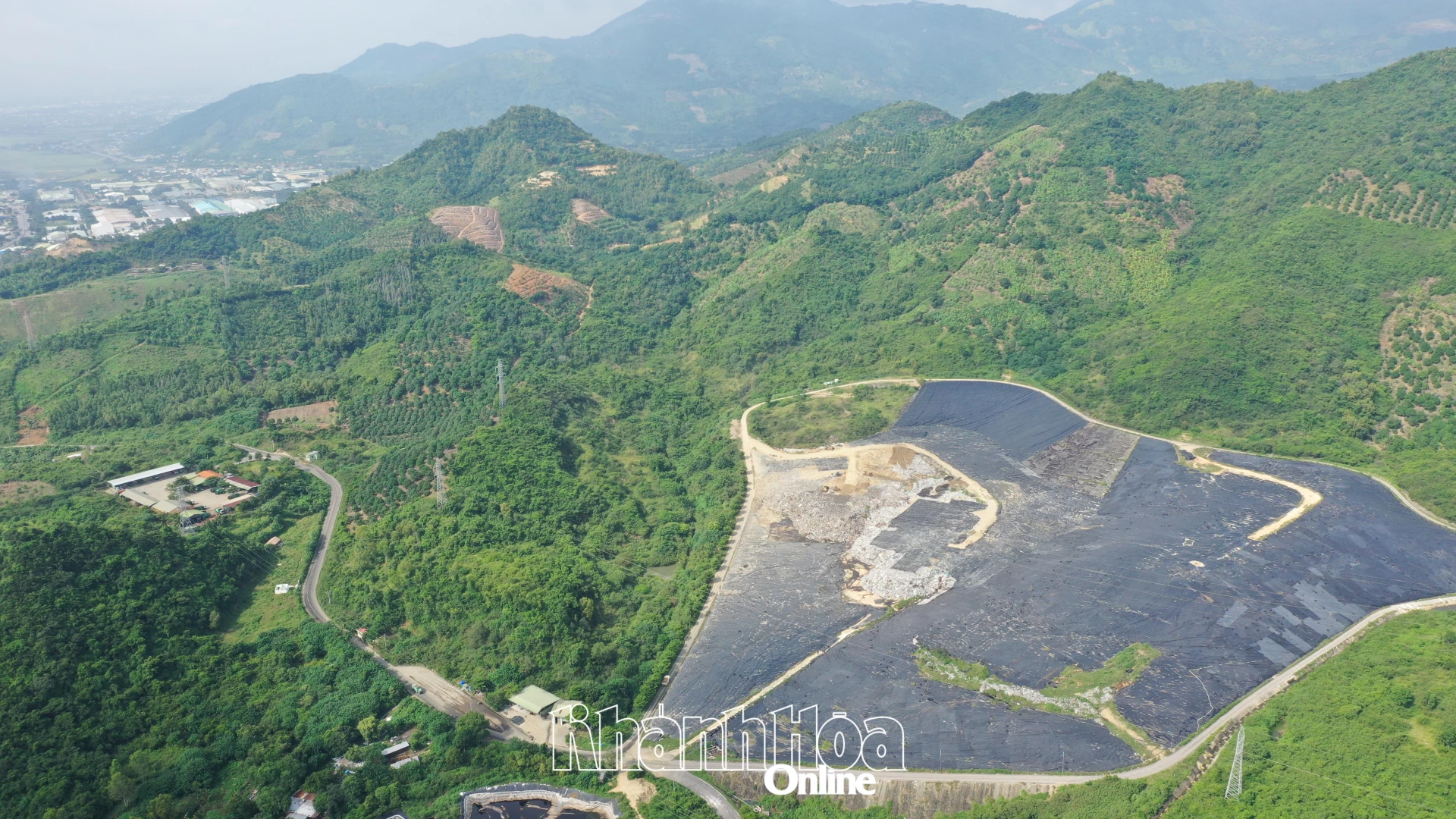 Khẩn trương hoàn thiện phương án xử lý ô nhiễm môi trường khu vực bãi rác Rù Rì