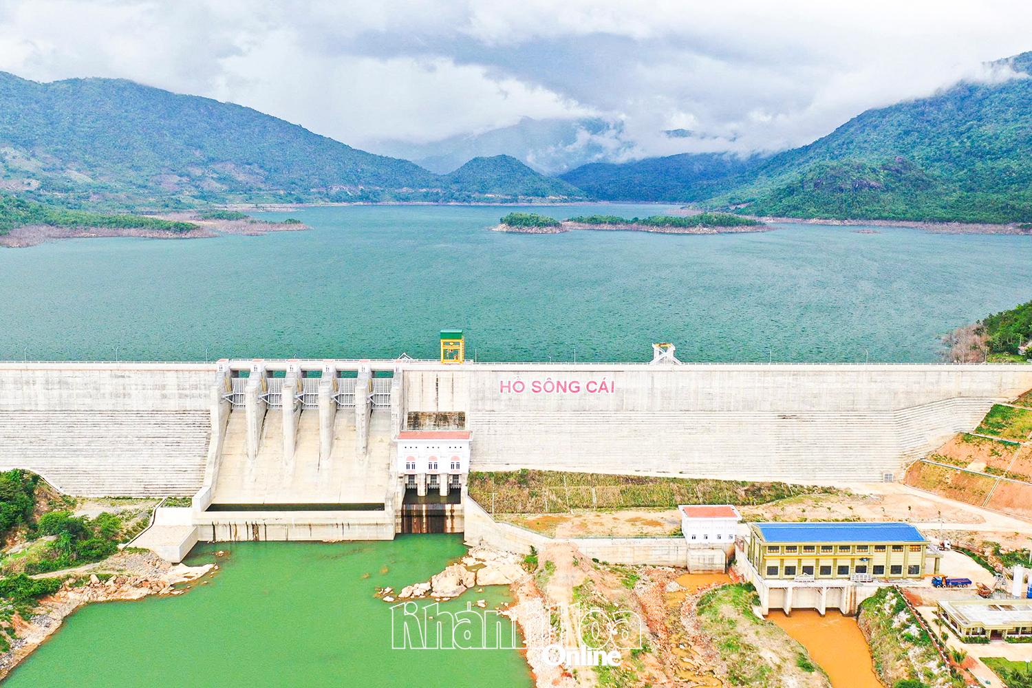 Hưởng ứng Ngày Nước thế giới (22-3) và Ngày Khí tượng thế giới (23-3): Đảm bảo nguồn nước cho sản xuất và dân sinh