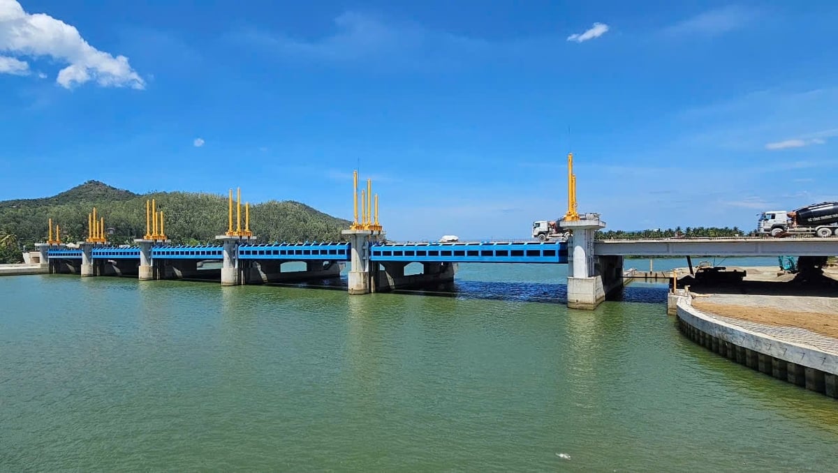Đập ngăn mặn sông Cái Nha Trang sắp về đích sau 5 năm chờ đợi