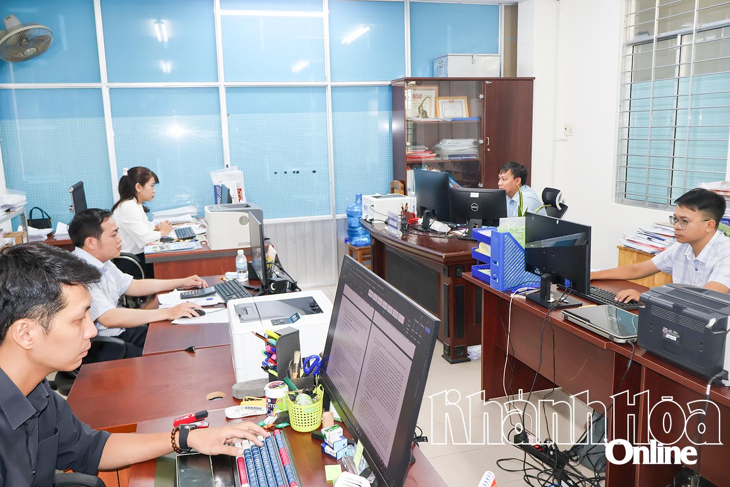 Cán bộ, công chức, viên chức, người lao động yên tâm công tác khi chính sách hỗ trợ chi phí thuê nhà, đi lại được triển khai