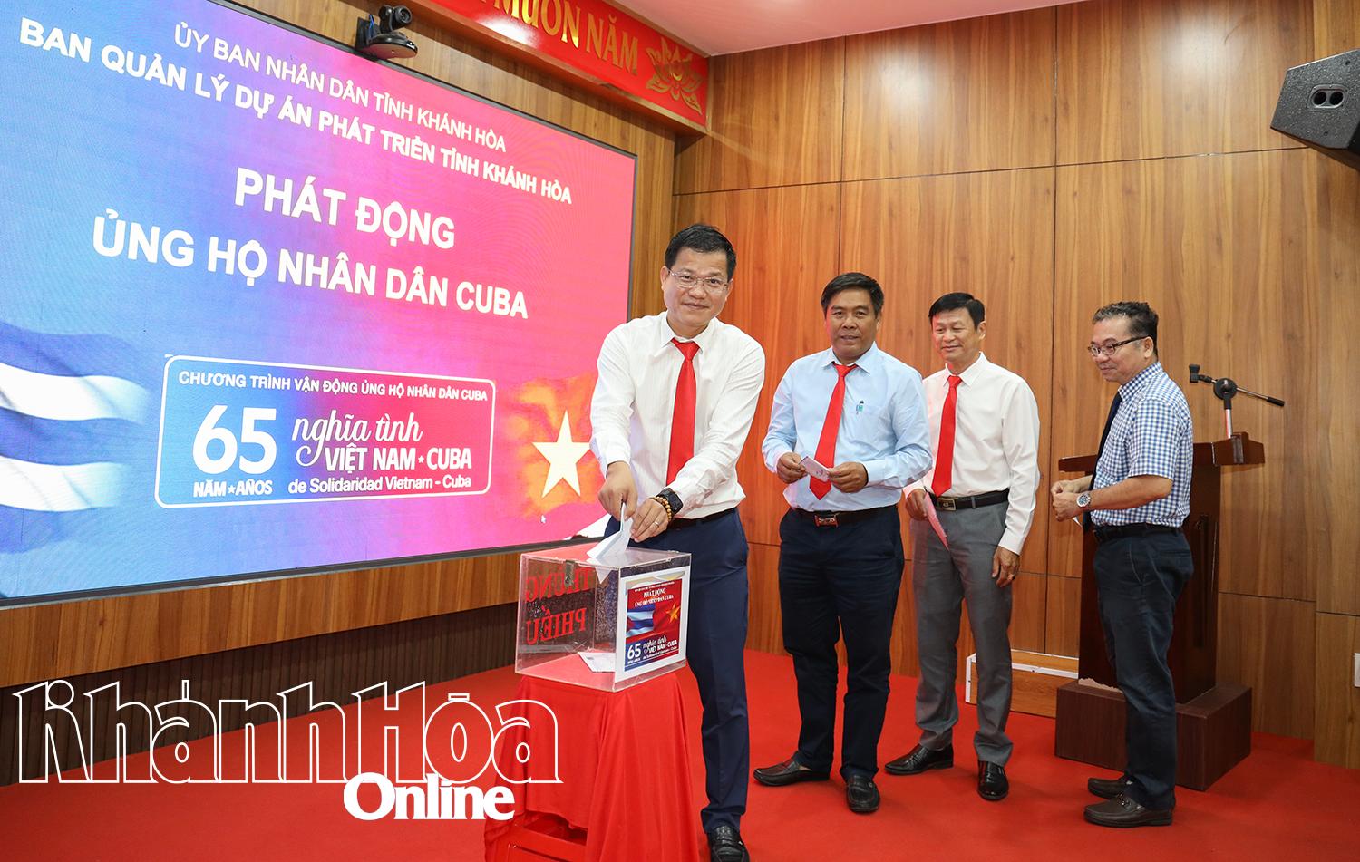 Ban Quản lý Dự án phát triển tỉnh khen thưởng 12 tập thể và cá nhân trong phong trào thi đua yêu nước