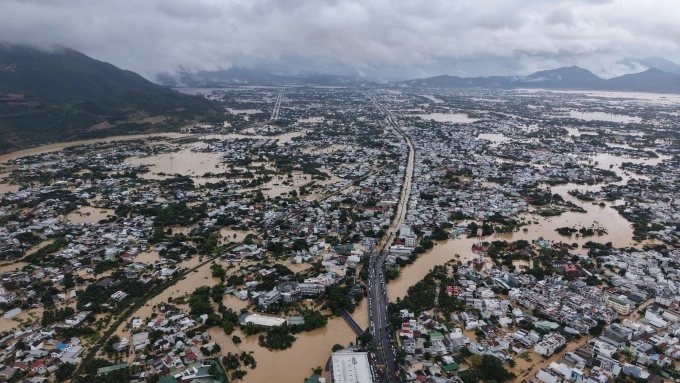 Bộ Chính trị giao 4 địa phương chi viện các tỉnh thiệt hại nặng