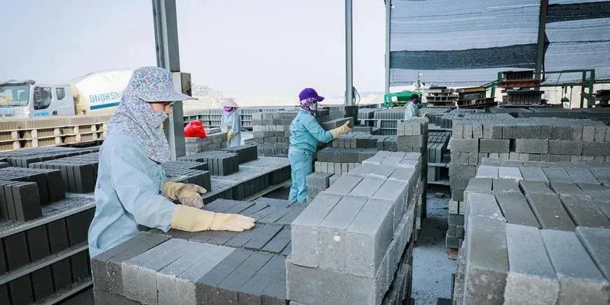 Gạch không nung - giảm tải trọng, tiết kiệm chi phí