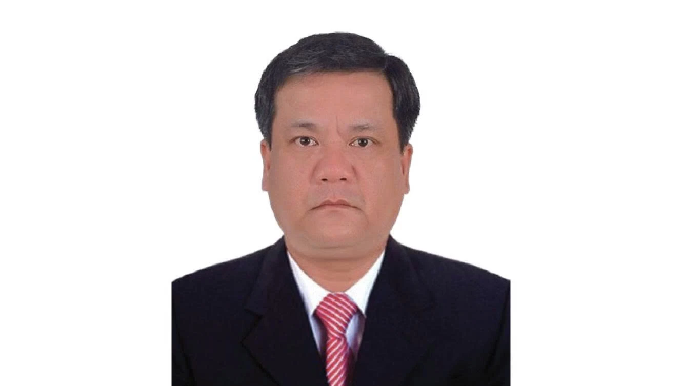 [Infographic] Tóm tắt quá trình công tác của đồng chí Trần Phong - Ủy viên Ban Chấp hành Trung ương Đảng khóa XIV, Phó Bí thư Tỉnh ủy, Chủ tịch UBND tỉnh Khánh Hòa