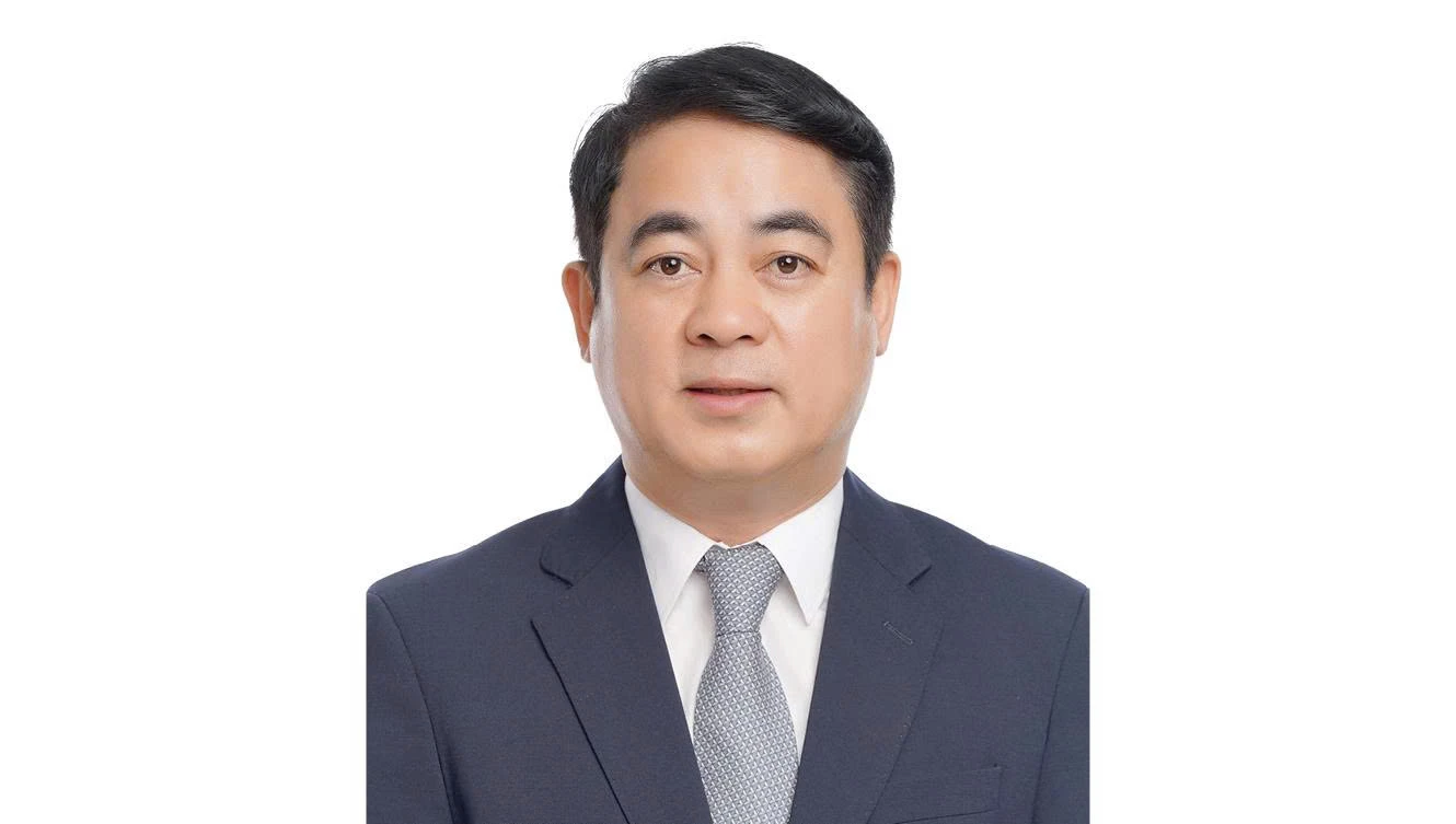 [Infographic] Tóm tắt quá trình công tác của đồng chí Nghiêm Xuân Thành - Ủy viên Trung ương Đảng khóa XIV, Bí thư Tỉnh ủy Khánh Hòa