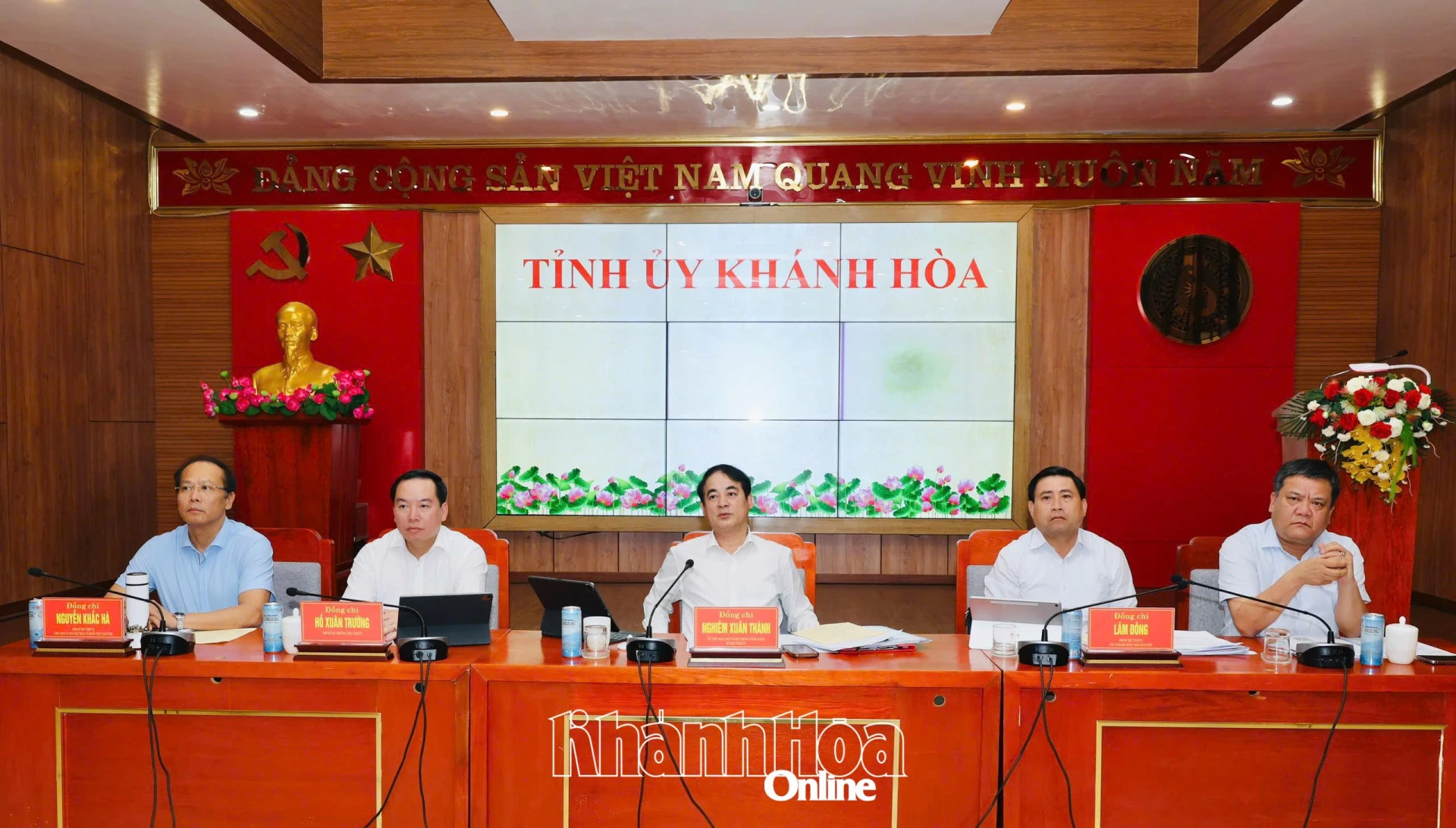 Ban Thường vụ Tỉnh ủy Khánh Hòa cho ý kiến đối với nhiều nội dung quan trọng